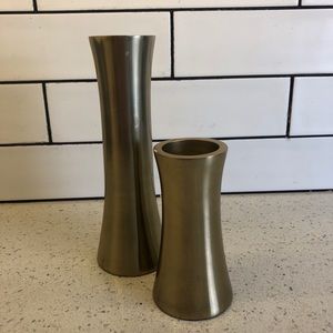 Set of 2 gold tea light candle holders